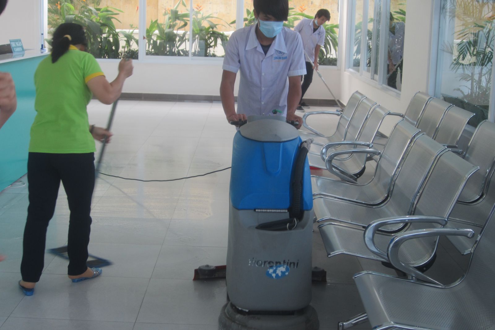 Dịch vụ vệ sinh làm sạch C&C, vệ sinh khử khuẩn tại BV Tâm Trí Nha Trang