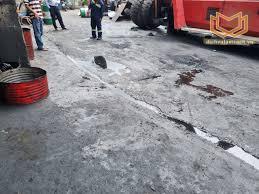 Máy xịt siêu cao áp vệ sinh nền garage dính bùn dầu nhớt